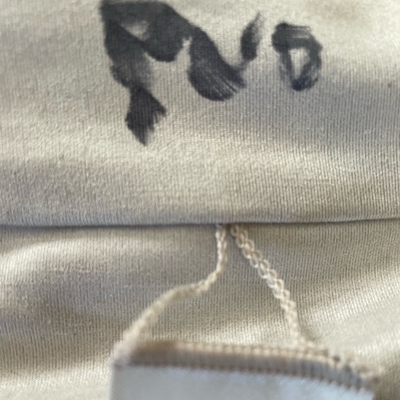 NWOT. Hygiene liner intactPatagonia bikini bottoms. - Picture 7 of 9